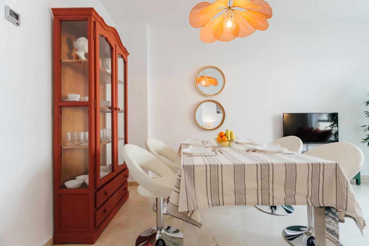 Апартаменты Reformed And Bright- 2Bdr 1Bth- Nervion Севилья Экстерьер фото