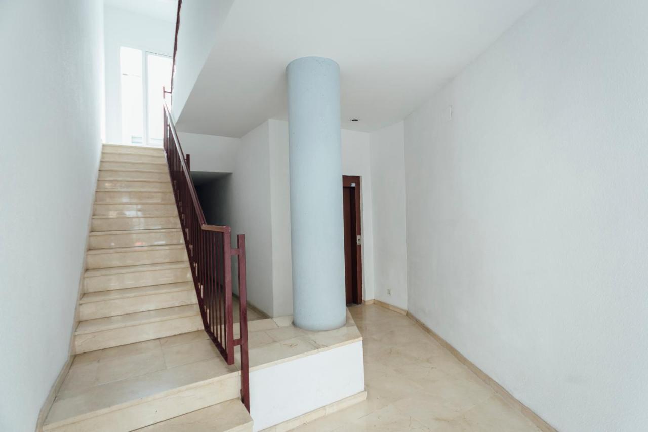 Апартаменты Reformed And Bright- 2Bdr 1Bth- Nervion Севилья Экстерьер фото